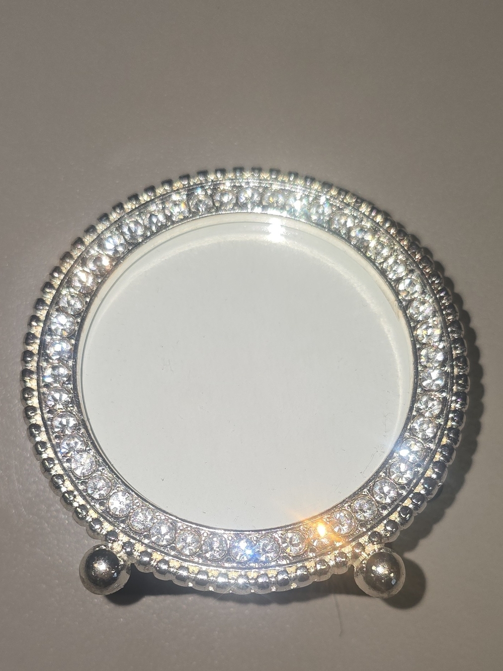 Round Silver Metal Mini Picture Frame w/ Diamante Bling Rhinestones Tabletop - Picture 4 of 9